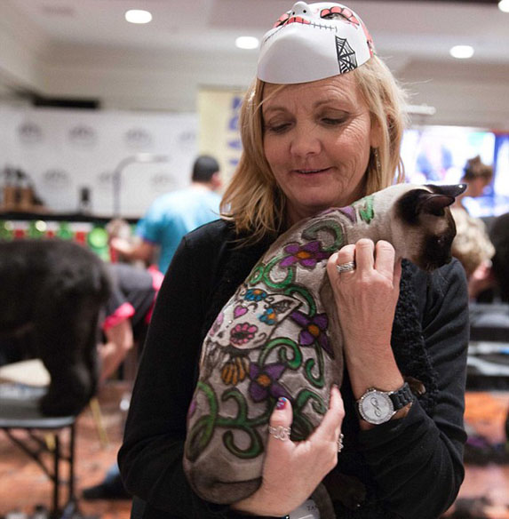 أعمال فنية إبداعية تزين أجساد قطط 