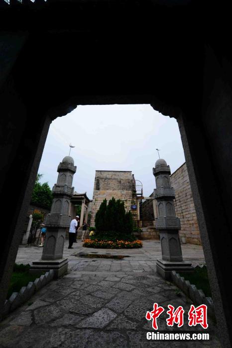 مسجد تشينغجينغ بتشيوانتشو: شاهد على تاريخ طريق الحرير البحري القديم 