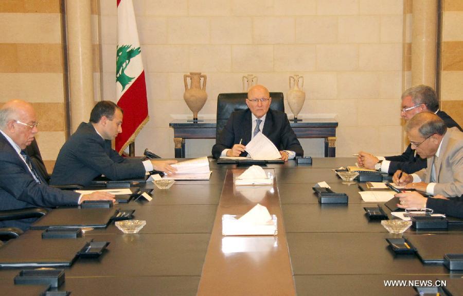 لبنان يعلن عن عدة تدابير للحد من النزوح السوري إلى أراضيه 