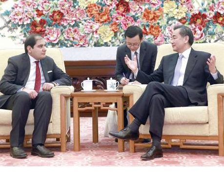 وزير الخارجية الصيني وانغ يي يتلقى مقابلة خاصة مع جريدة الشرق الأوسط