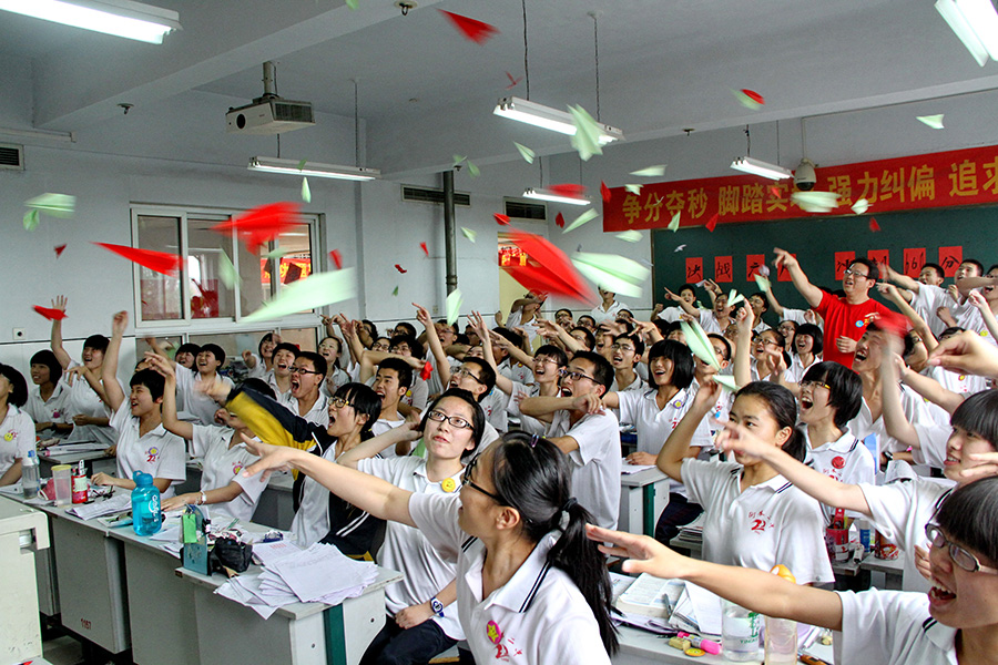 9.39 مليون طالب صيني سيشاركون فى امتحان دخول الجامعات فى العام الحالي    