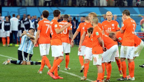 منتخب هولندا يغيب عن المباراة النهائية لكأس العالم