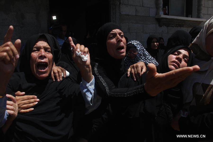 3 قتلى يرفعون حصيلة الغارات الإسرائيلية على قطاع غزة إلى 178