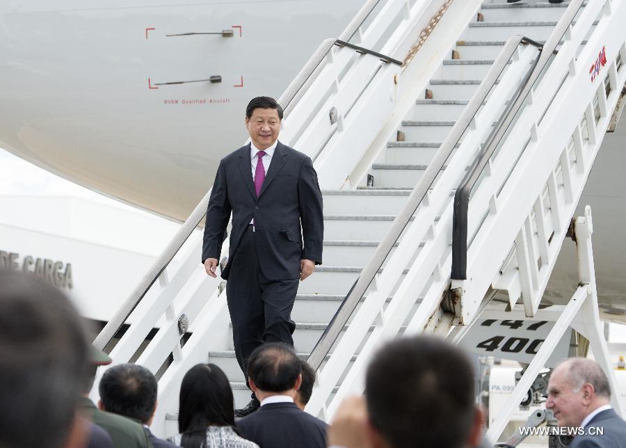 الرئيس الصيني يصل إلى البرازيل لحضور قمة البريكس