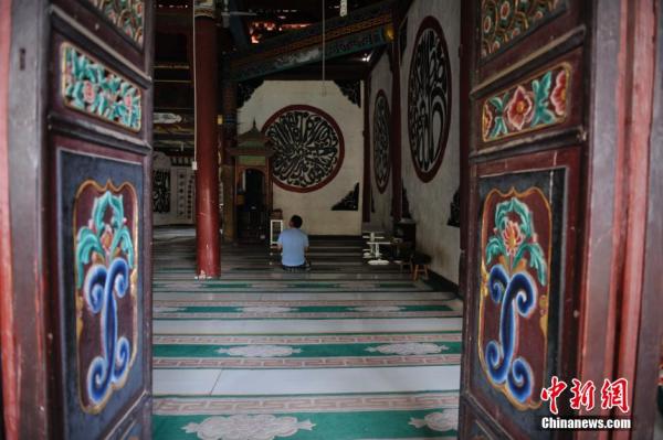 أعجوبة: مسجد يوننان أكثر من 200 عاما لا يزال سليما بعد الزلزال القوي