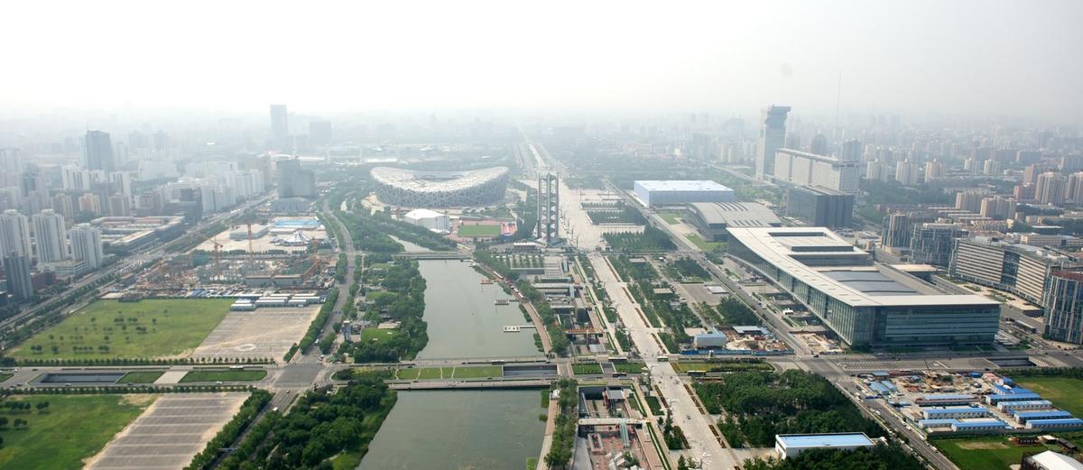 بكين تبني "برج المسامير" بارتفاع 246 مترا 