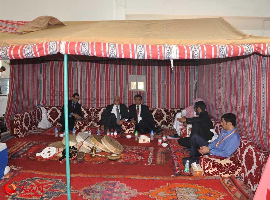 الخيمة العربية تزين الجناح السعودي