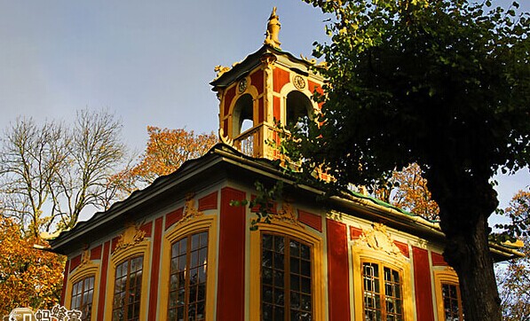 "القصر الصيني" بالسويد، بناه الملك من أجل الحب