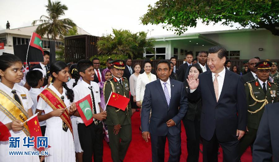 الرئيس الصيني يصل إلى المالديف 