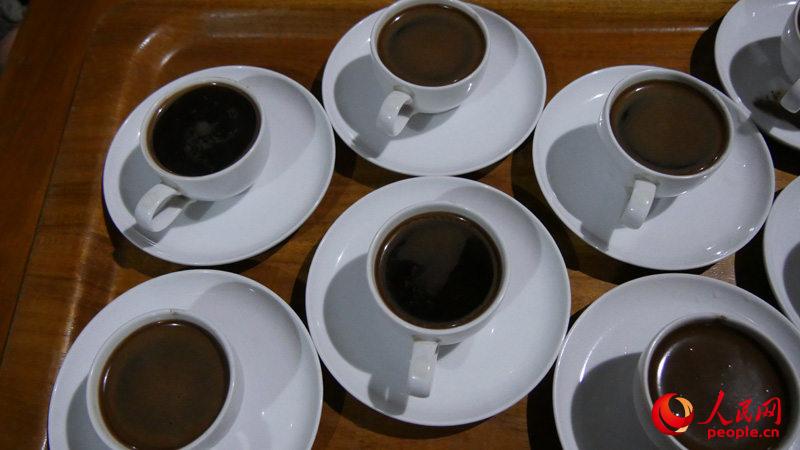 اكتشاف قهوة براز القطط في اندونيسيا