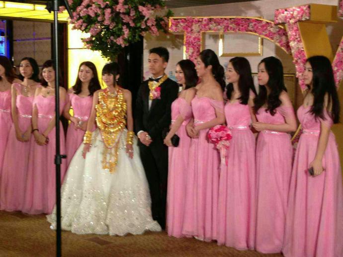 مهور زواج فاخرة تحدث هزة كبيرة في الصين