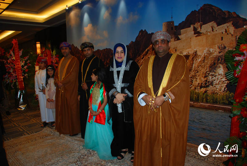سفارة عمان لدى الصين تقيم حفل استقبال  بمناسبة العيد الوطني الـ 44