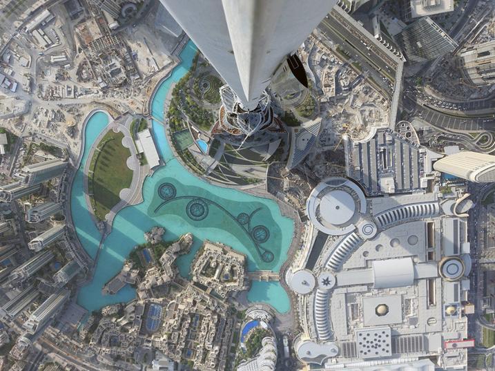 مصور التقط مناظر دبي من 360 درجة  من أعلى مبنى اصطناعي 