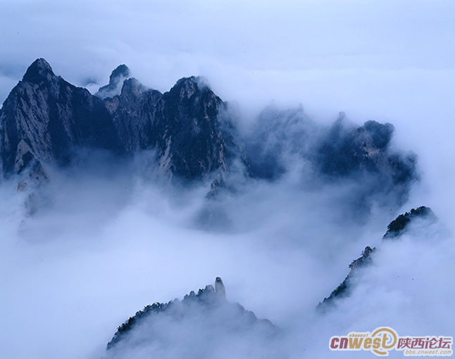 جبل هوا شان من خلال عدسة المصور تشين شياو بينغ