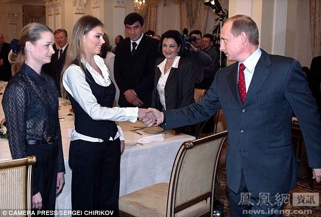 بوتين وألينا كاباييفا