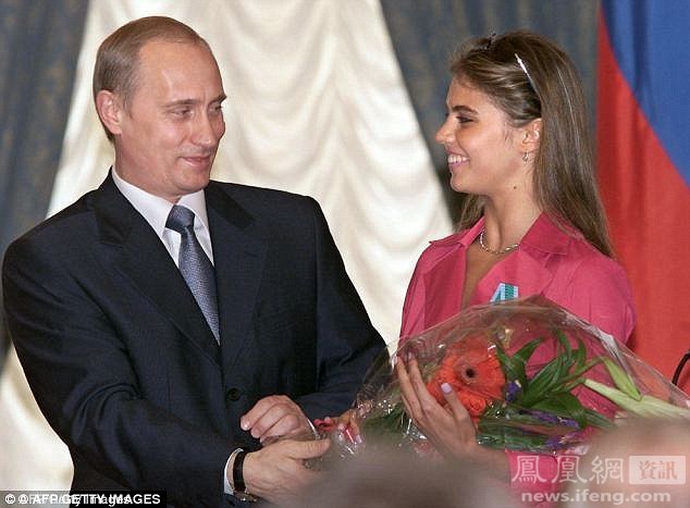 الرئيس الروسي بوتين يعترف بوقوعه في الحب بعد طلاق زوجته السابقة People S Daily Online
