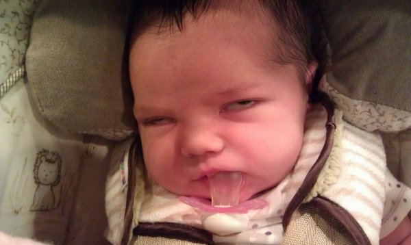 تعابير وجه ظريفة جدا للأطفال