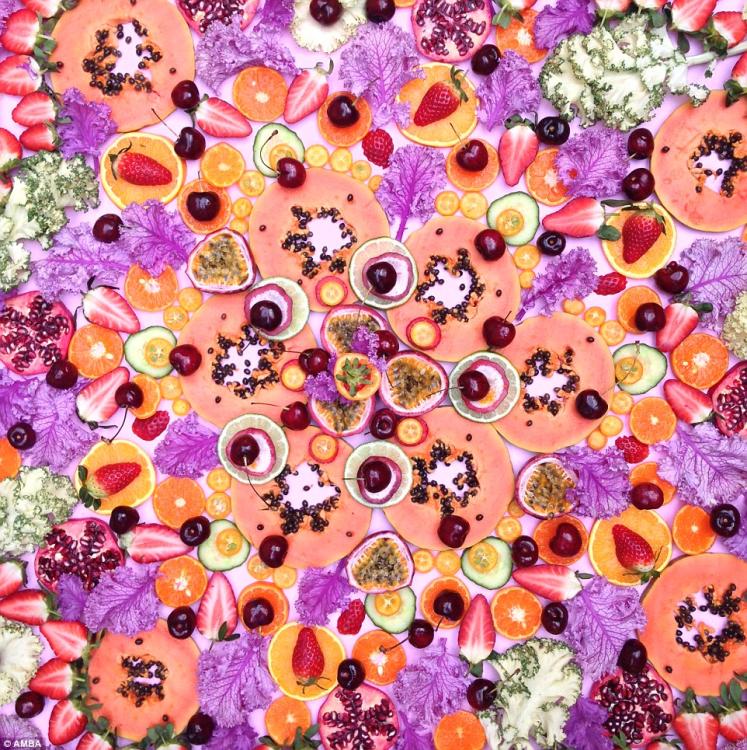 فنانة بريطانية تبدع رسوما جميلة بالخضروات والفواكه