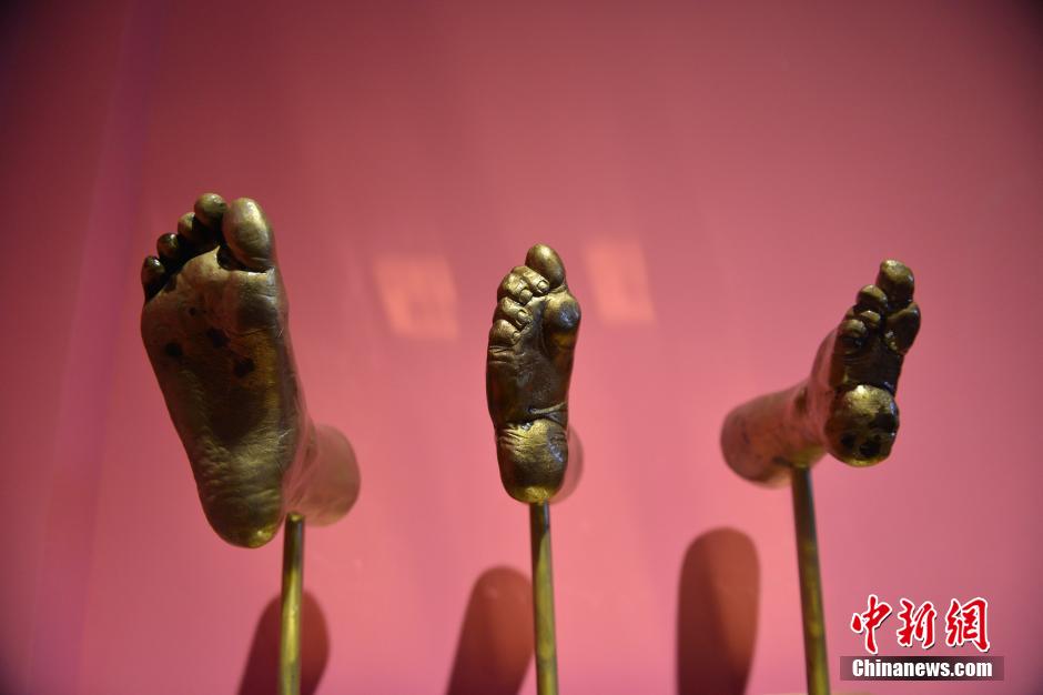 "متحف أقدام اللوتس"  في سيتشوان