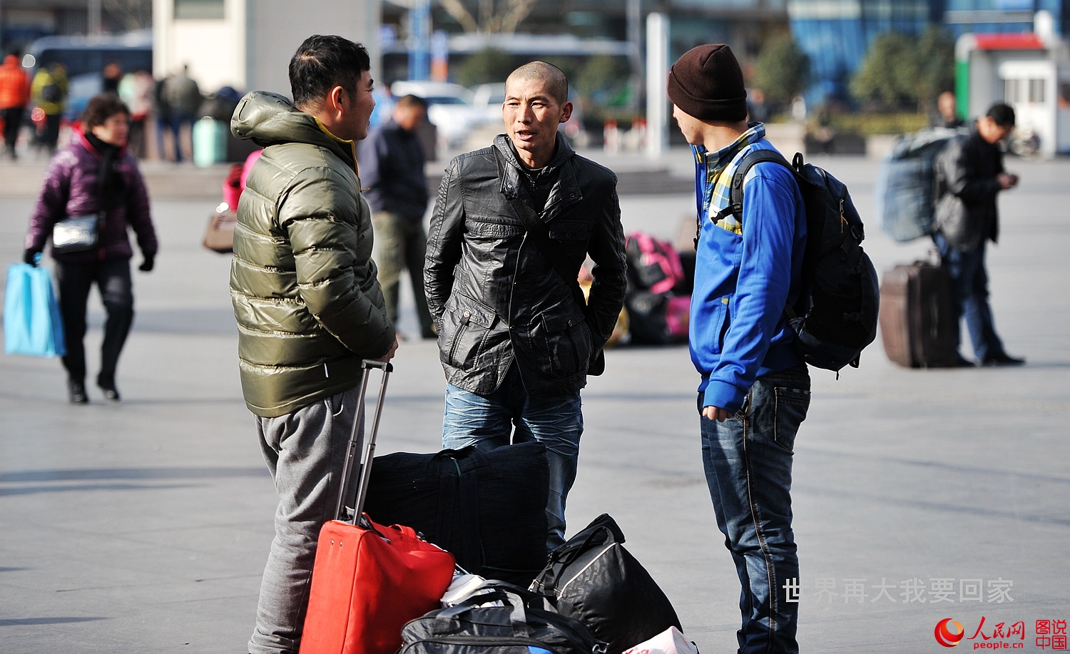 مهما كبر العالم سأعود إلى بيتنا—صور تسجل رحلة عودة الصينيين في عيد الربيع