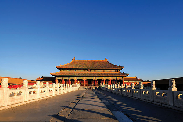 المدينة المحرمة – أكبر قصر في العالم 