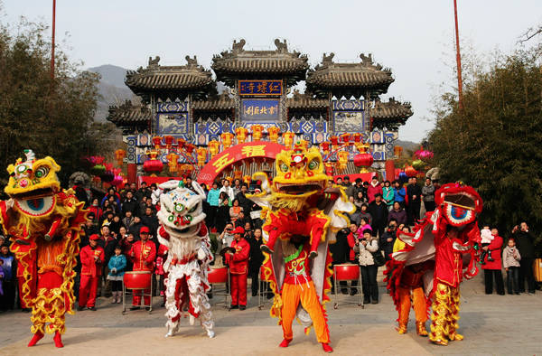 مهرجان معبد هونغ لوه 