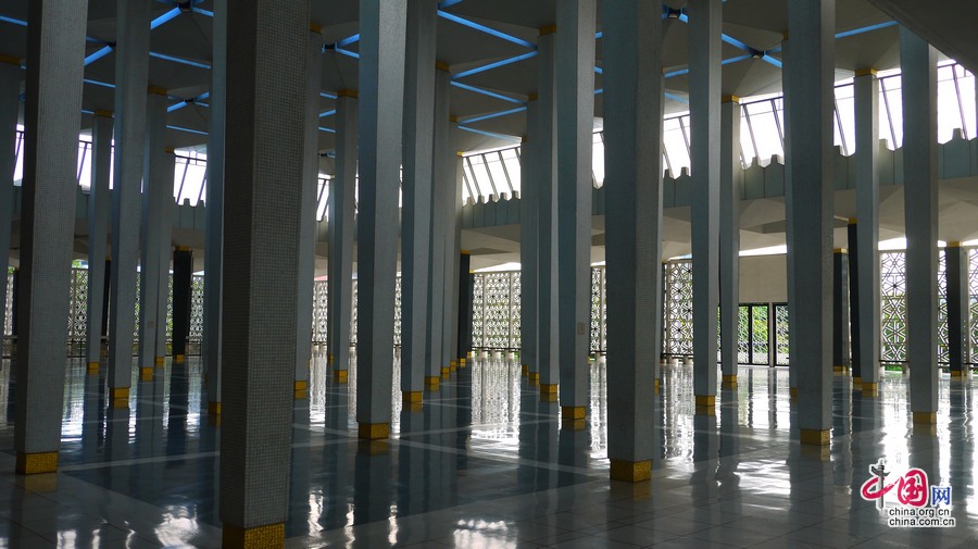 المسجد الوطني في ماليزيا