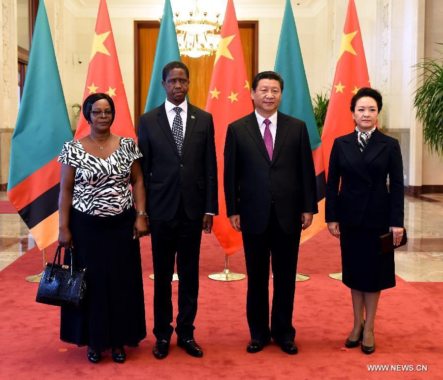 الصين وزامبيا تتعهدان بتعزيز العلاقات