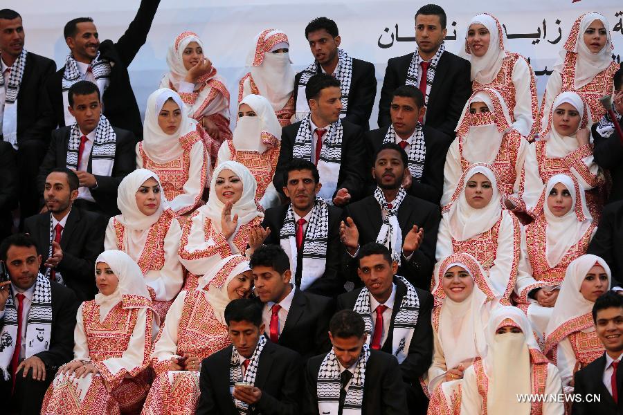 حفلة زفاف جماعية في غزة