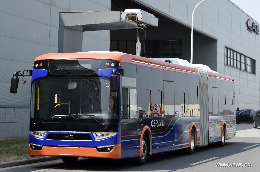 شركة صينية تطرح أسرع الحافلات الإلكترونية شحنا في العالم