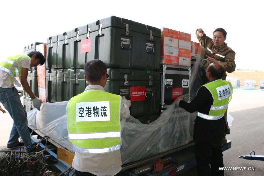 الفريق الطبى الصينى الثانى يغادر الى نيبال لتقديم الإغاثة
