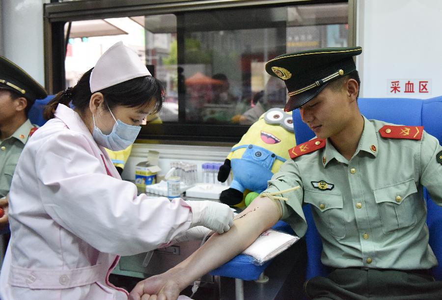 إقامة نشاط التبرع بالدم في آنهوي لاستقبال يوم الشباب الصينيين