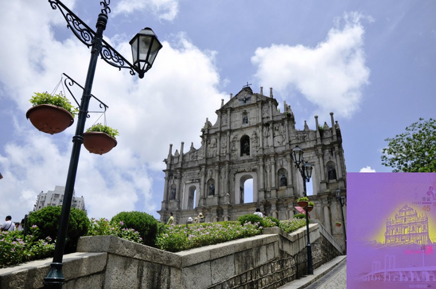 معالم سياحية تزين صفحات جواز سفر الصين الجديد