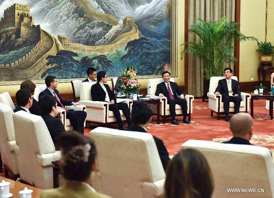 نائب الرئيس الصينى يجتمع مع وفد شباب أمريكا اللاتينية