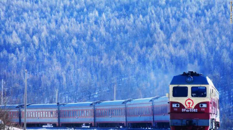 صور السكك الحديدية تكشف عن جمال القطارات الصينية