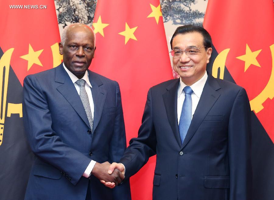رئيس مجلس الدولة الصينى يجتمع مع الرئيس الأنجولى