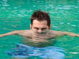 64% من السياح الأمريكيين تبولوا في أحواض السباحة