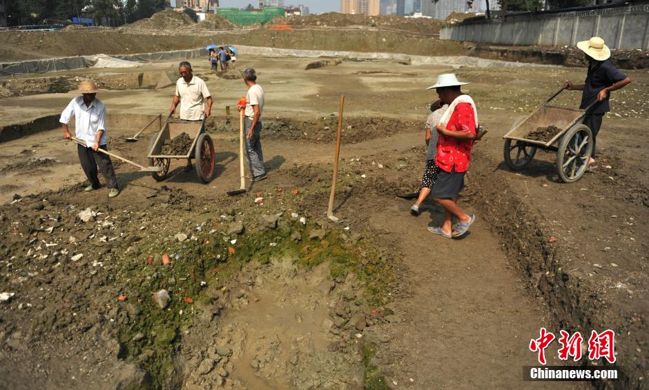 اكتشاف آثار حديقة تعود إلى أسرة تانغ في مدينة تشنغدو