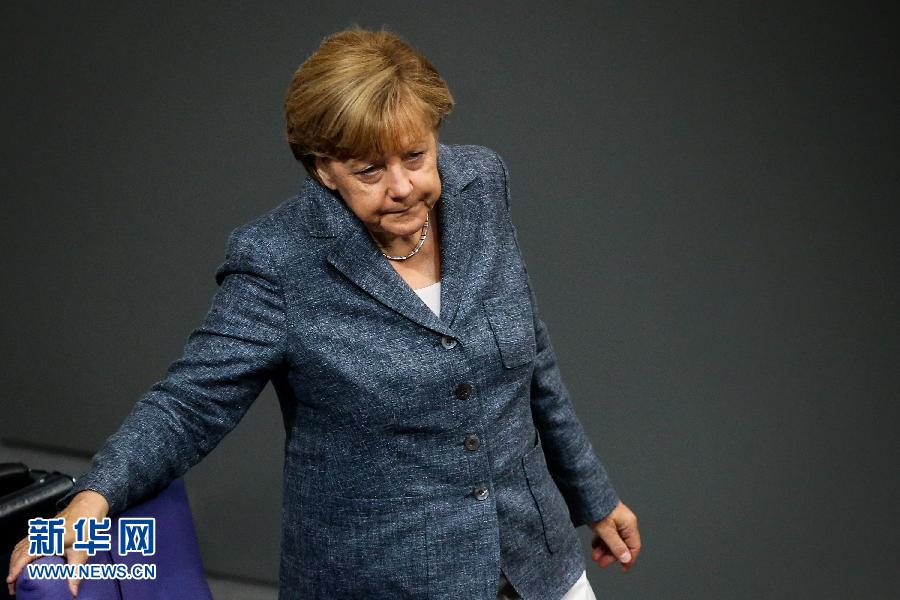 البرلمان الألماني يوافق على برنامج الإنقاذ المالي الثالث لليونان