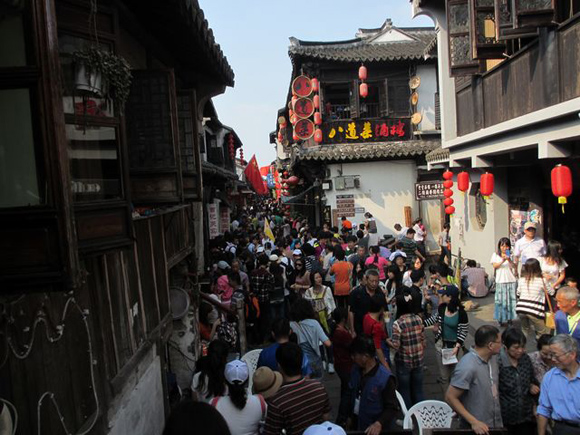 المواقع السياحية الصينية العشرة الأكثر ازدحاما في العيد الوطني