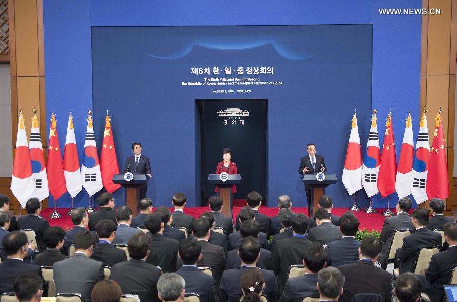 تقرير اخباري: استئناف قمة الصين-اليابان-كوريا الجنوبية بعد توقف ثلاثة أعوام ونصف عام