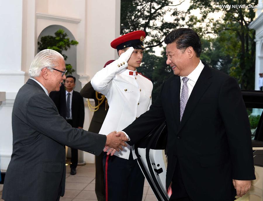 الصين وسنغافورة تتفقان على الارتقاء بالعلاقات