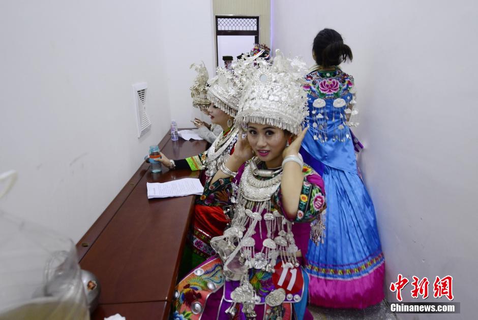 صور:مسابقة مميزة لملكة جمال قومية مياو فى الصين