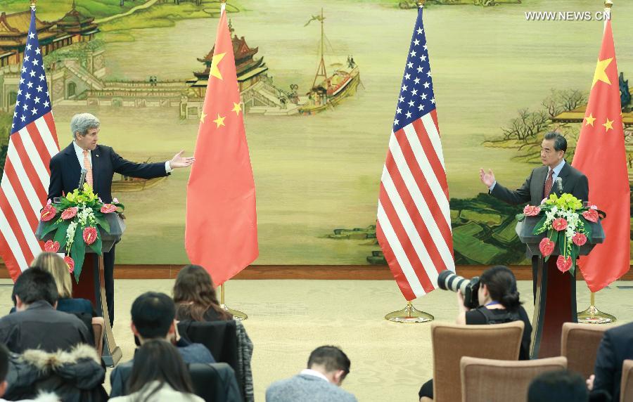 تقرير: وزيرا خارجية الصين وأمريكا يبحثان القضية النووية الكورية وقضية بحر الصين الجنوبي