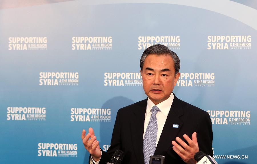 وزير الخارجية الصيني: الصين تتبرع بـ 10 آلاف طن من المواد الغذائية للاجئين السوريين