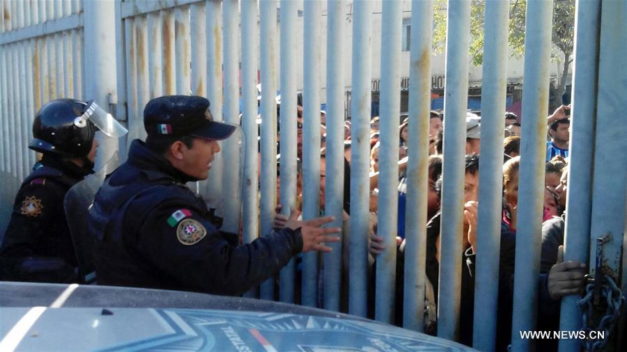 انخفاض حصيلة قتلى أعمال شغب في أحد سجون المكسيك إلى 49 شخصا