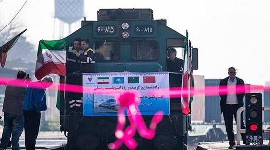  اول قطار من الصين لايران يحفز احياء طريق الحرير