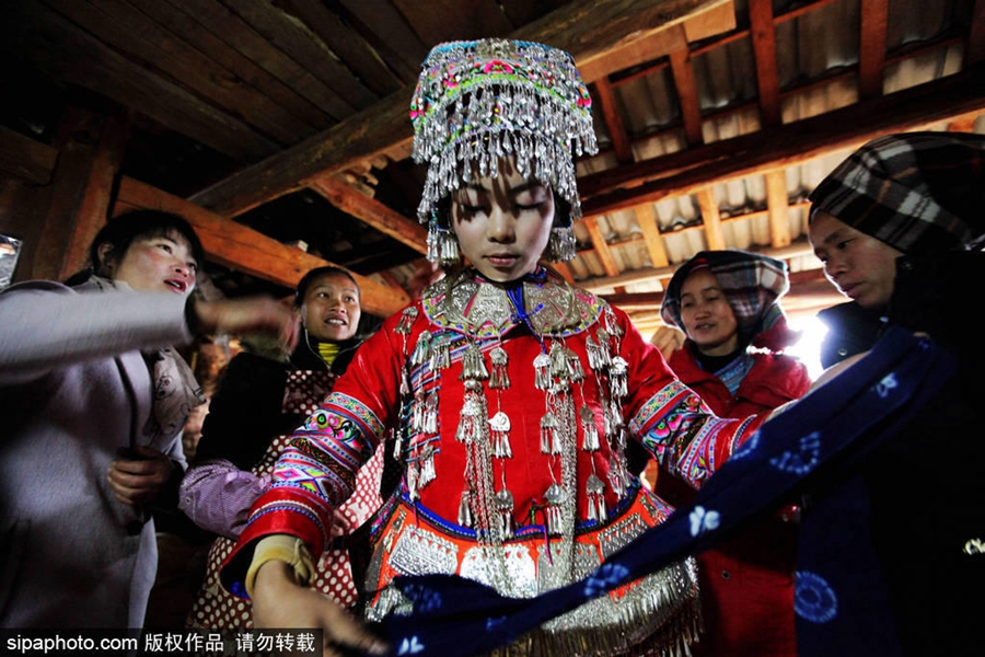 حفل زفاف تقليدي لقومية تشوانغ