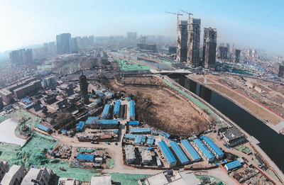 بكين تعزز بناء 