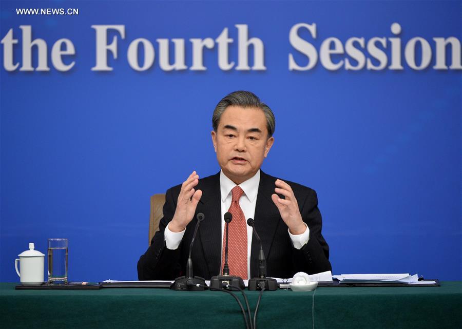 وزير الخارجية: لا يمكن اتهام الصين بالعسكرة في بحر الصين الجنوبي